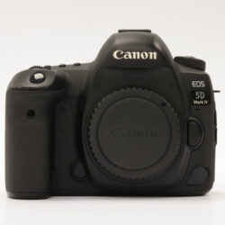 USED Canon EOS 5D Mark IV DSLR Camera Boxed - 600 Acts - STK: 43332